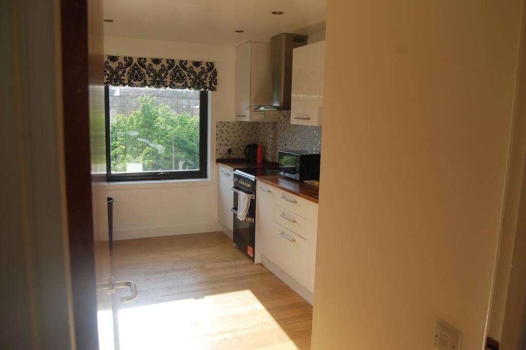 Central Two Bed Flat Close To Arthur'S Seat And University 爱丁堡 外观 照片